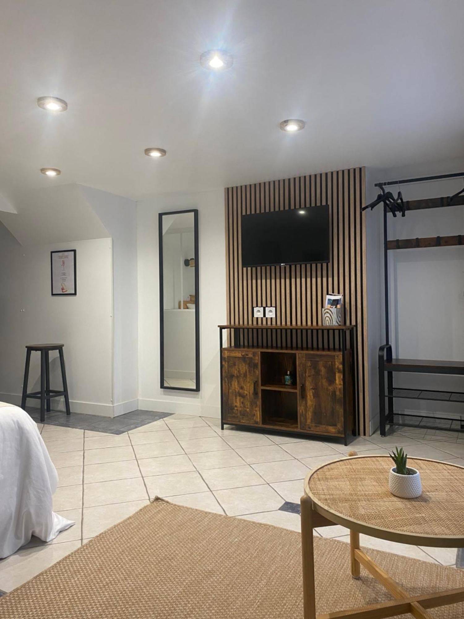 Appart Studio Rdc De Maison Avec Exterieur Proche Reims Tinqueux Extérieur photo